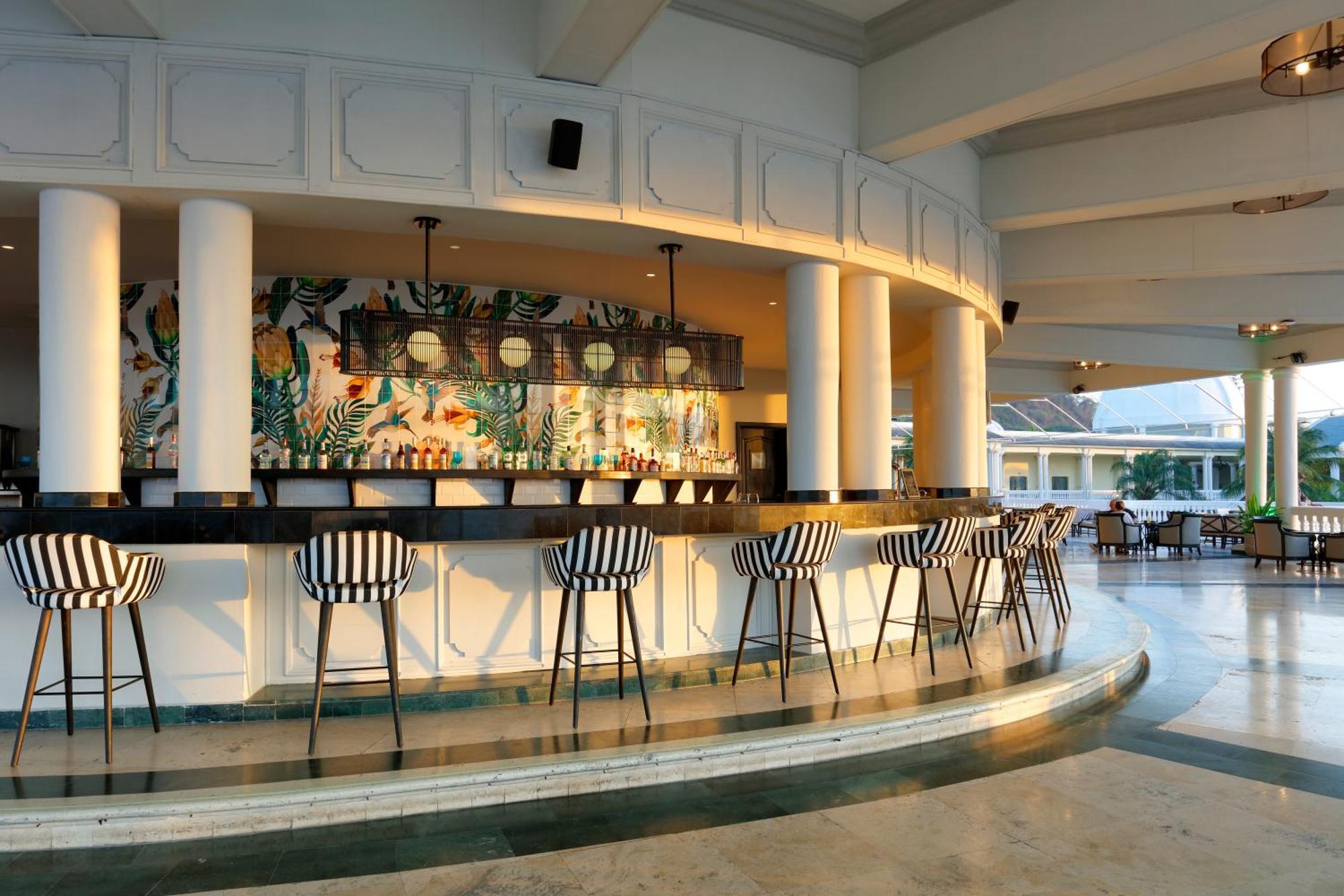 The Signature Level At Grand Palladium Lady Hamilton Resort & Spa ลูเซีย ภายนอก รูปภาพ