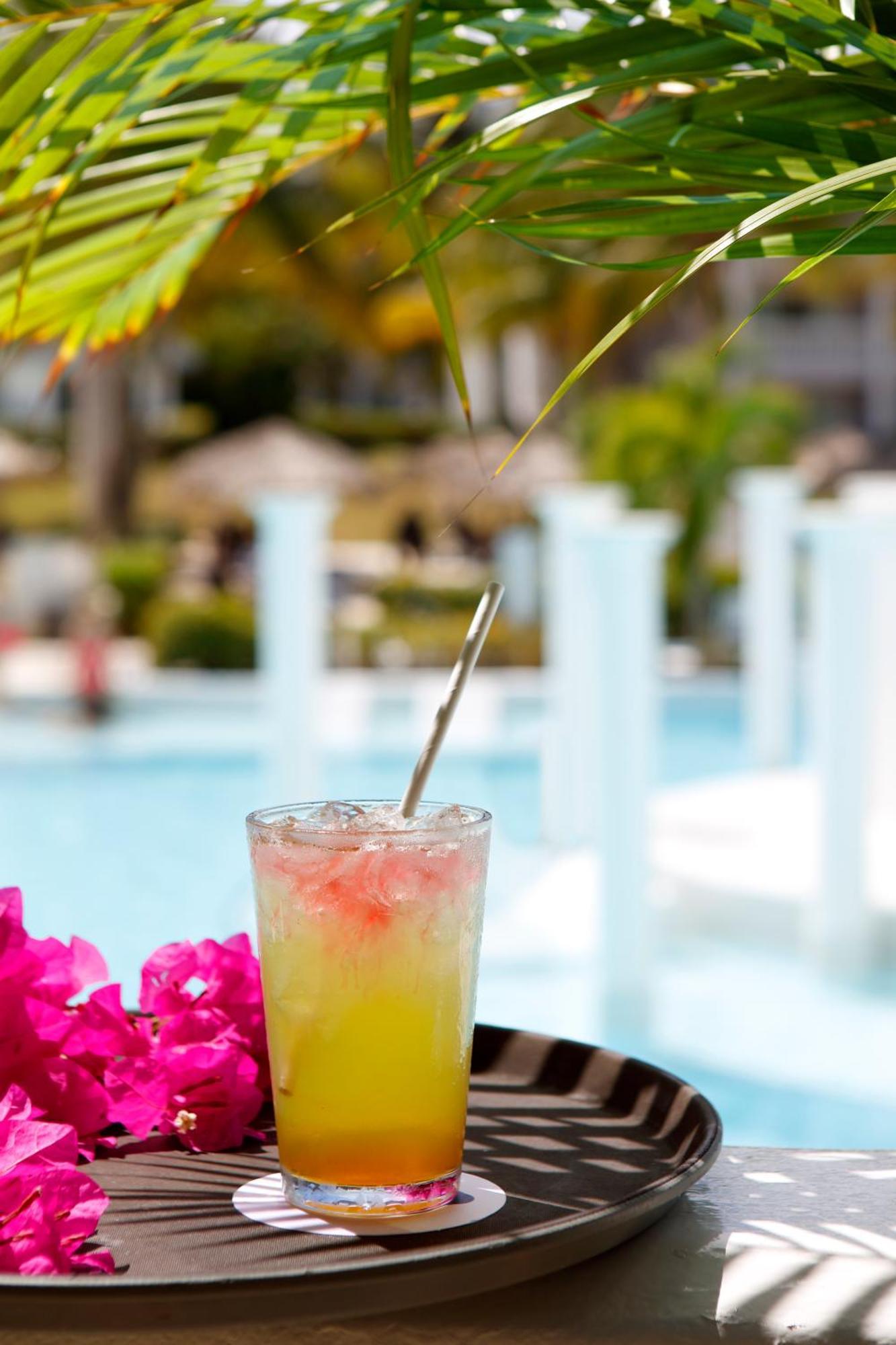 The Signature Level At Grand Palladium Lady Hamilton Resort & Spa ลูเซีย ภายนอก รูปภาพ